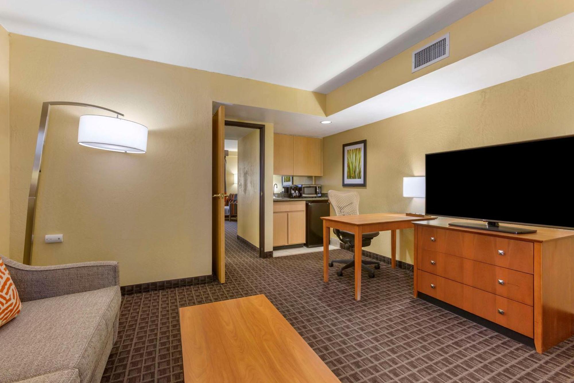 Best Western Plus Scottsdale Thunderbird Suites Eksteriør billede
