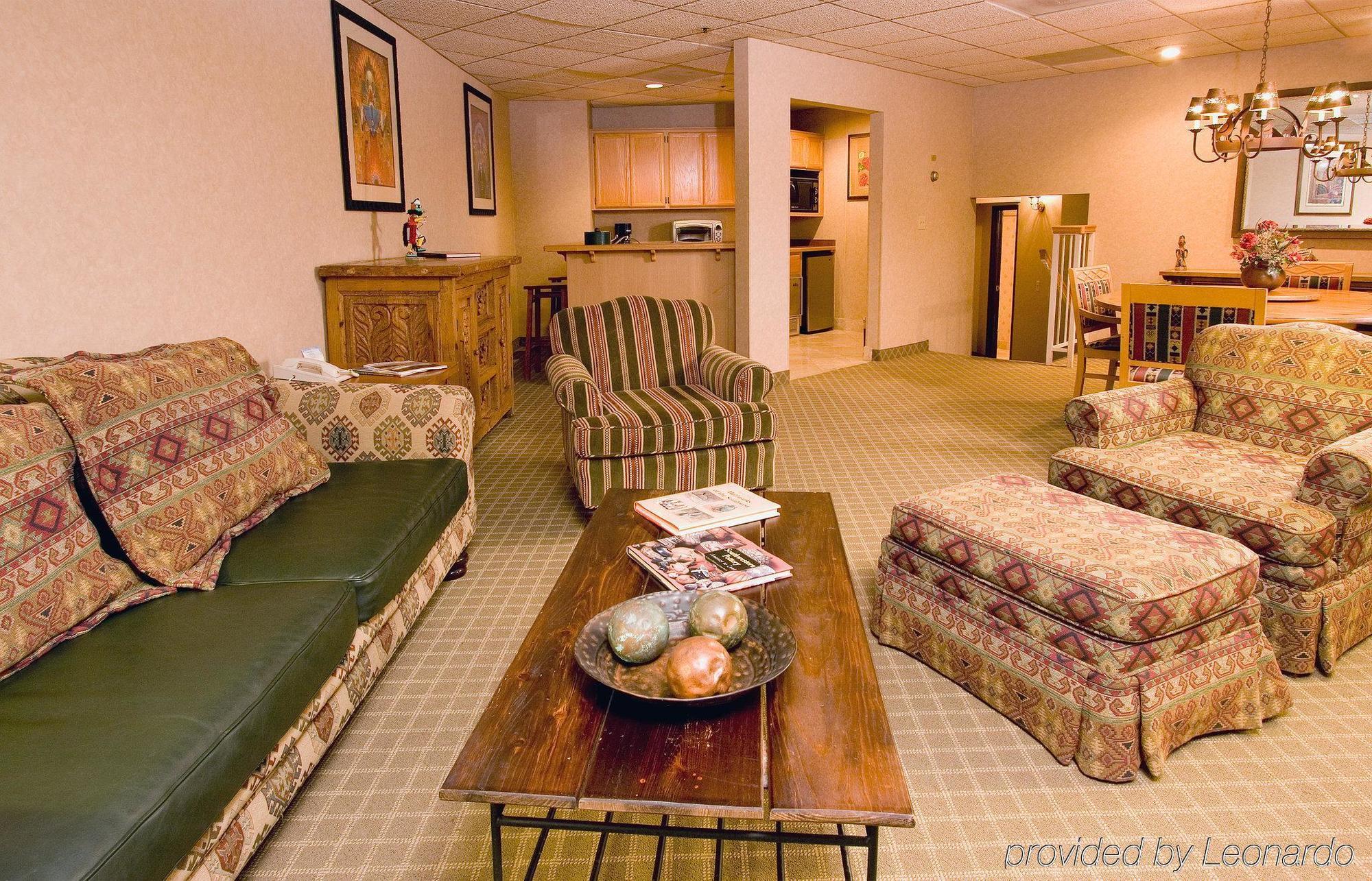 Best Western Plus Scottsdale Thunderbird Suites Interiør billede